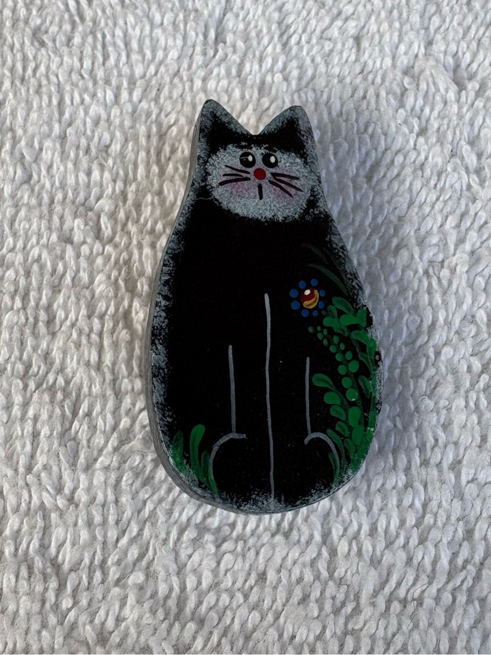 Cottage Core Hand-Painted Wooden Cat Brooch Floral Quebec Artisan Annie